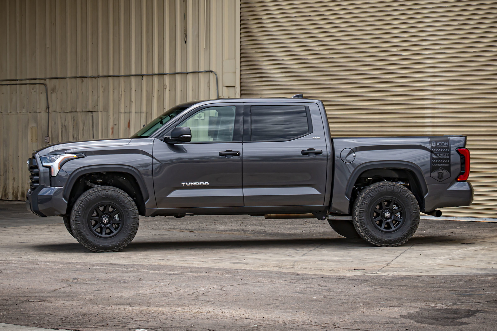 ICON 2022-2025 Toyota Tundra, 1.25-3.25" Lift, Stage 1, 3.0 Suspension System, Billet, CDXS
